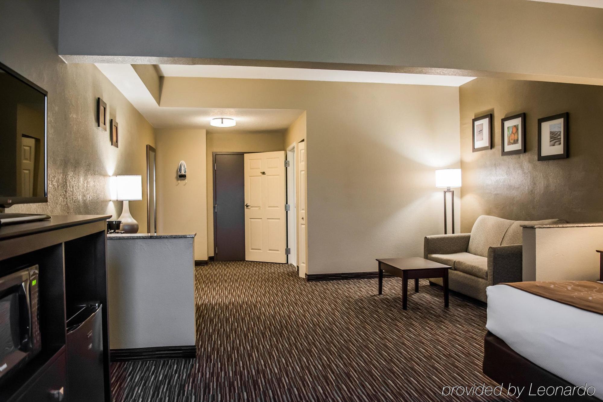 Comfort Suites Clearwater - Dunedin Exterior foto